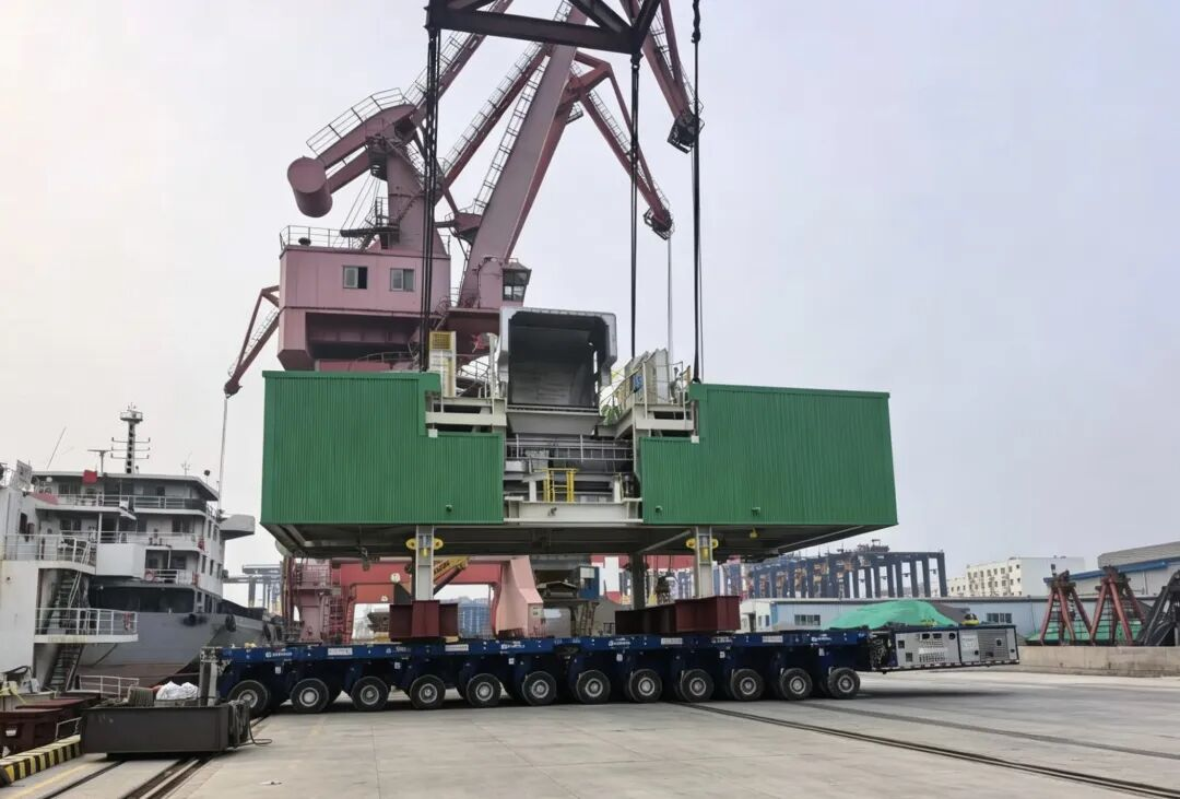 护航大国重器，完成大型装船机SPMT国内运输项目